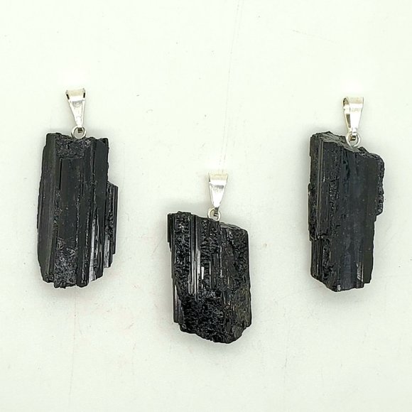 1 Black Tourmaline Pendant - Picture 2 of 2